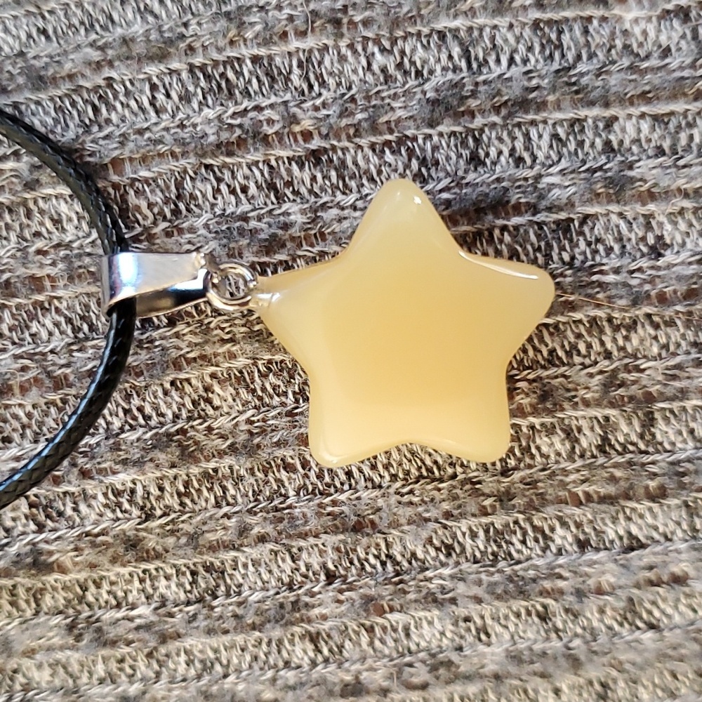Glass star necklace pendant